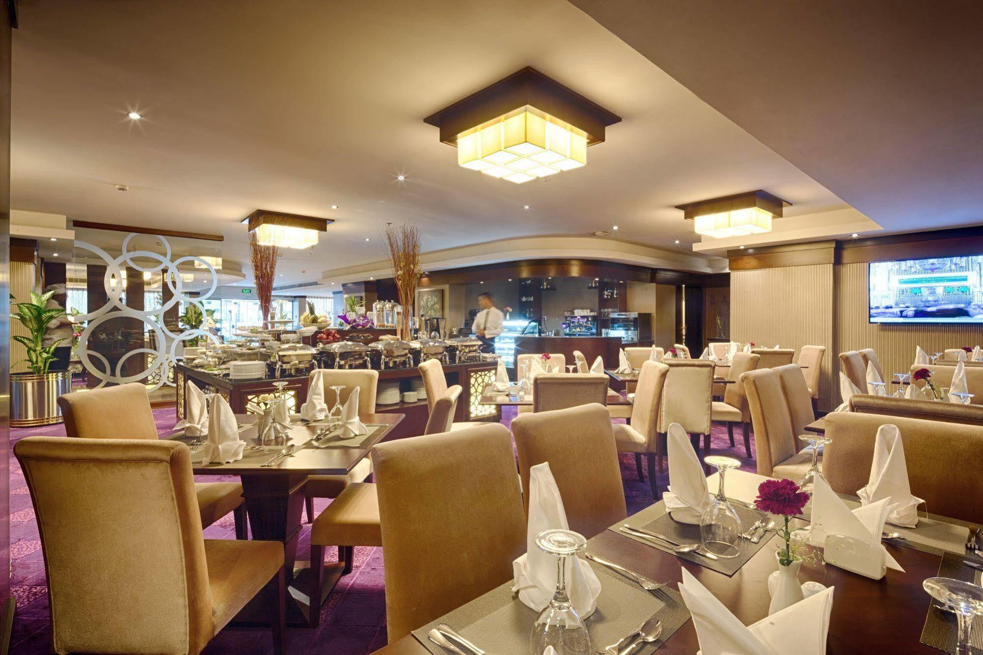 Lavona Hotel Al Al Jubail Exteriör bild